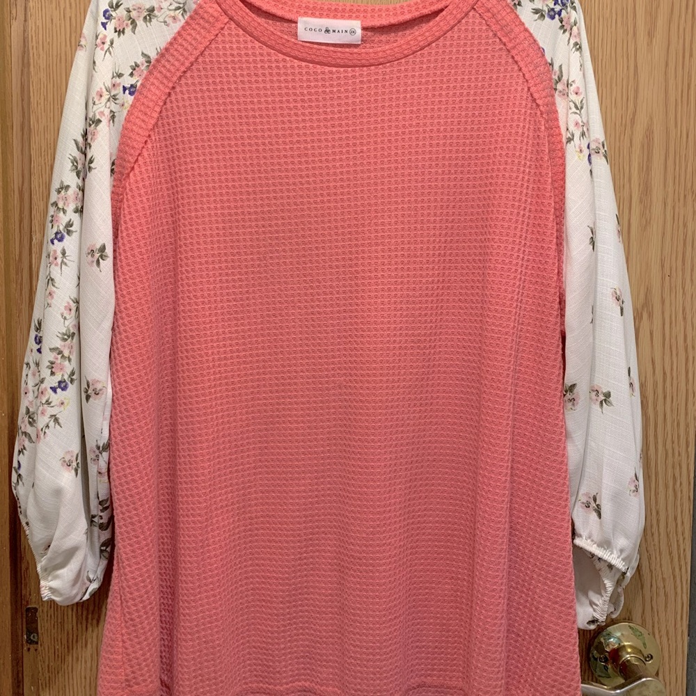 Coco and Main long sleeve blouse